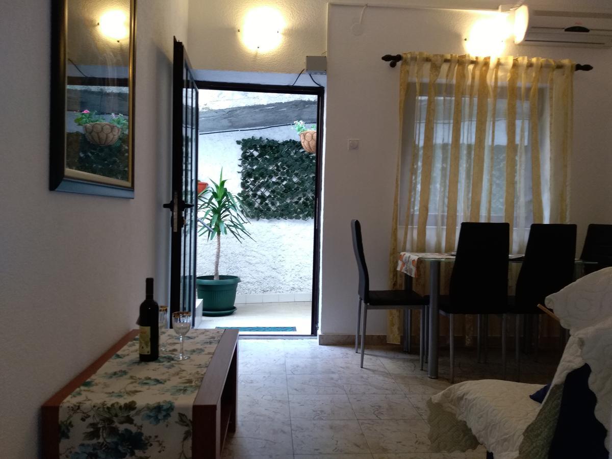 Guest House Villa Castio Petrovac Ngoại thất bức ảnh
