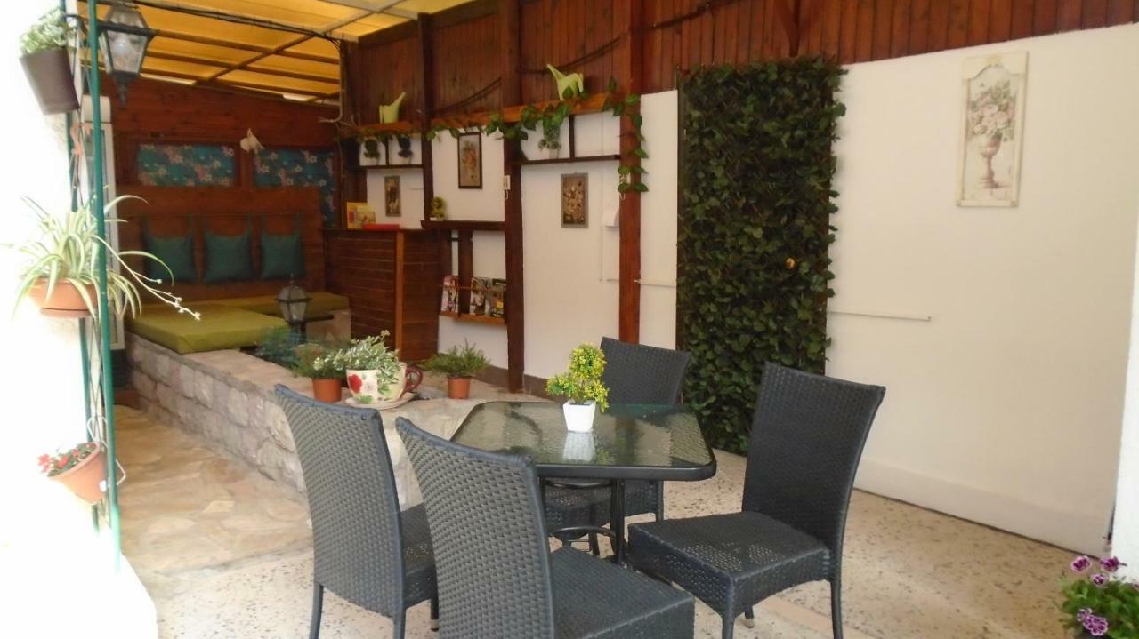 Guest House Villa Castio Petrovac Ngoại thất bức ảnh